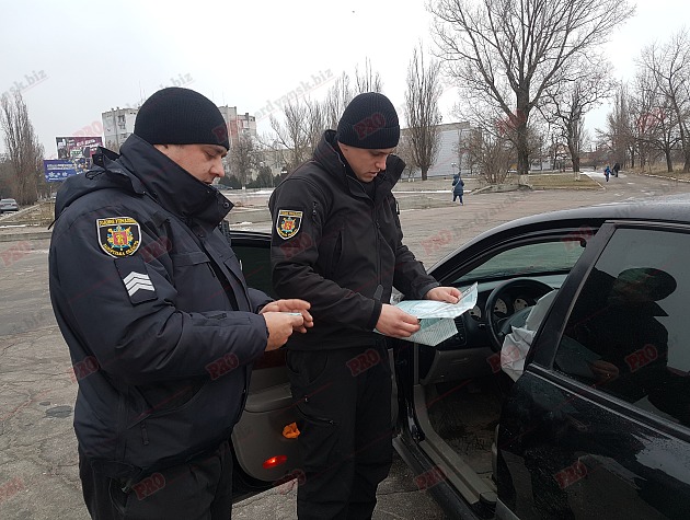 В Запорожской области пьяный водитель гонял по улицам и угрожал полицейским (ВИДЕО, ФОТО)