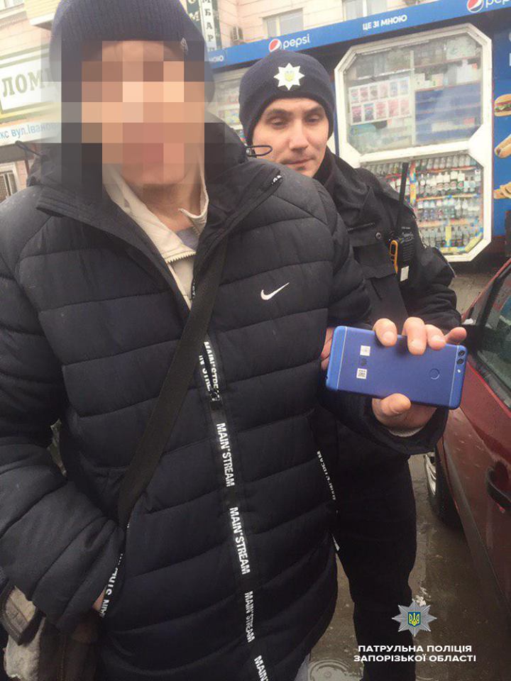 В Запорожье мужчина с ножом напал на водителя автобуса: опубликованы ФОТО