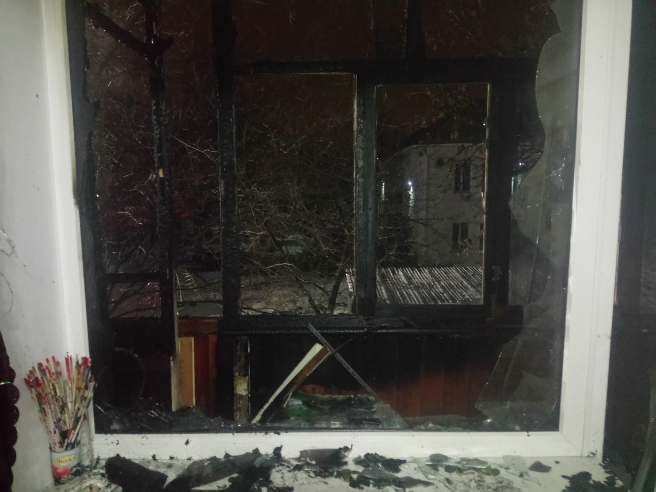 В Запорожье горела квартира из-за петарды (ФОТО)