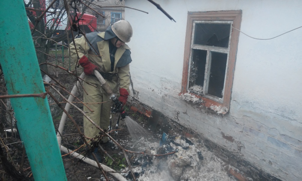 В Запорожской области в частом доме заживо сгорел мужчина (ФОТО)