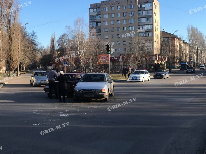 В Запорожской области столкнулись машины (ФОТО)