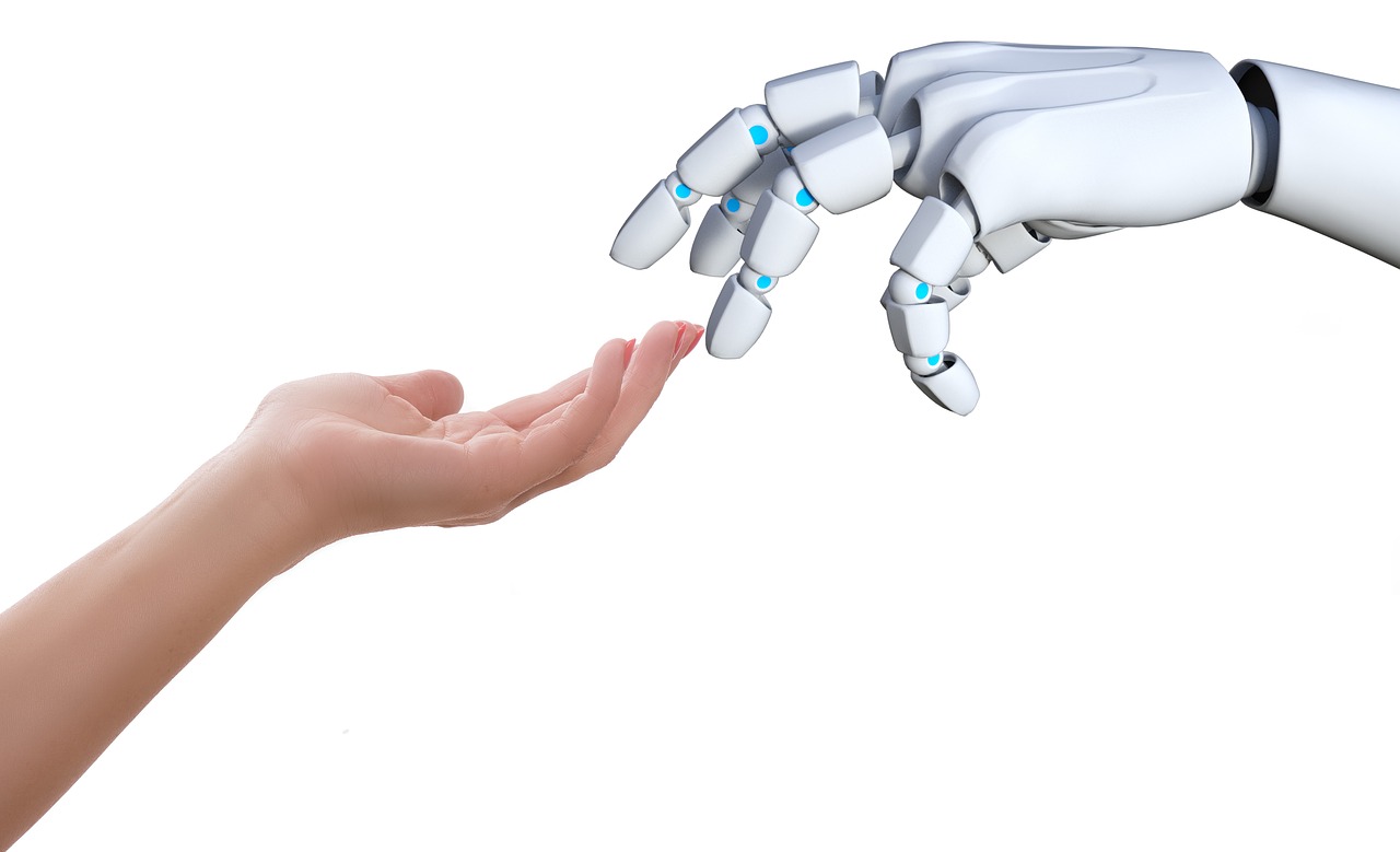Кто быстрее регистрирует торговую марку: робот или человек?