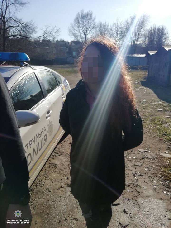 В Запорожье задержали юную закладчицу наркотиков (ФОТО)