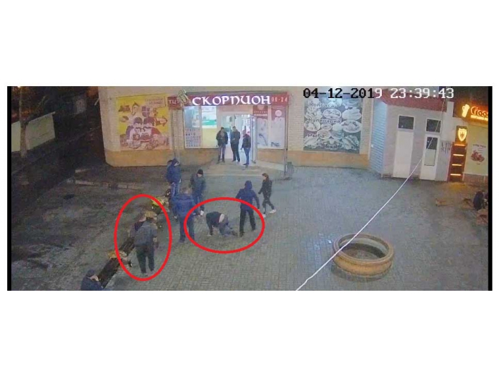 В Запорожской области камеры наблюдения зафиксировали массовую драку (ФОТО)