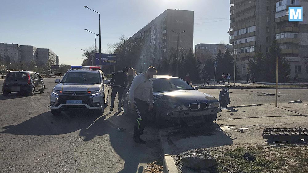 В Запорожской области разбились две машины. Среди пассажиров был младенец (ФОТО)