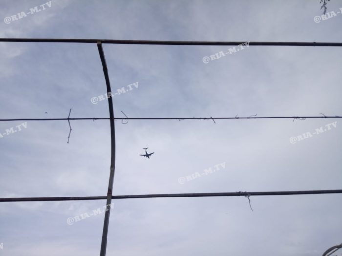 В Запорожской области местные жители заметили низко летающие самолеты (ВИДЕО, ФОТО)