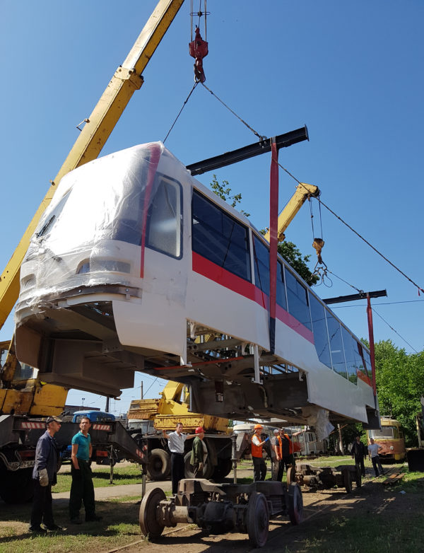 "Запорожэлектротранс" показал поэтапную сборку нового трамвая (ФОТО)