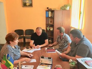 На депутатском контроле: жителям Запорожского района разъяснили ситуацию с автобусами