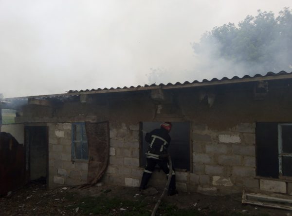 Короткое замыкание в Запорожской области стало причиной масштабного пожара (ФОТО)
