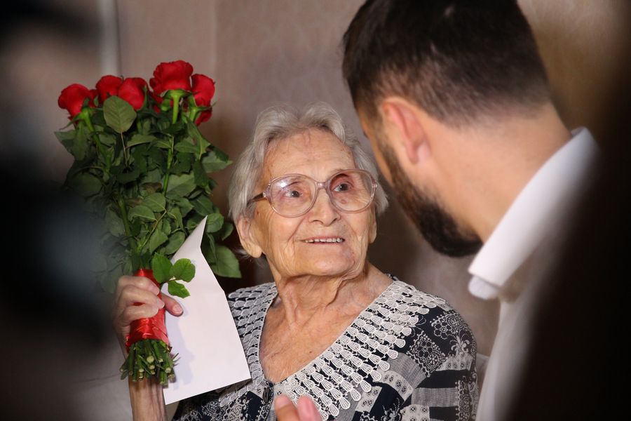В Запорожье ветеран Второй мировой войны отметила 100-летний юбилей