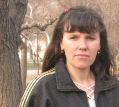 Ушла на работу и не вернулась: в Запорожье пропала женщина (ФОТО)