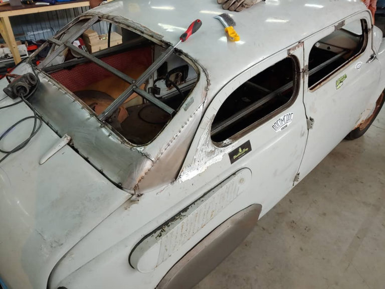 Американец превратил горбатый «Запорожец» в конфетку (ФОТО)