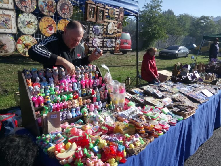 Покровскую ярмарку вернут на Набережную: Владимир Буряк прислушался к запорожцам