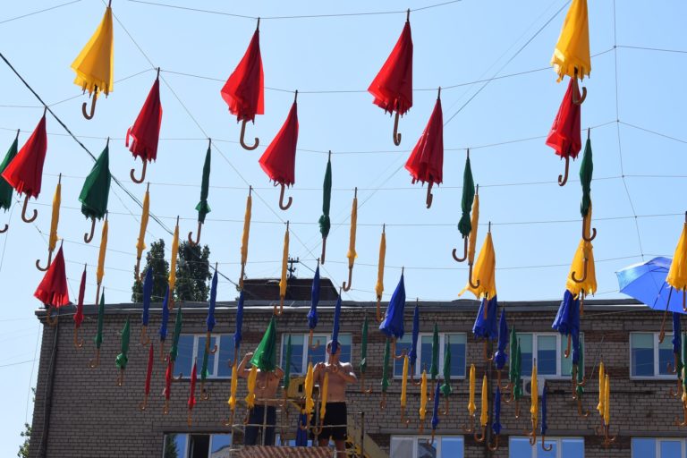 В Запорожье появится своя аллея зонтов (ФОТО)