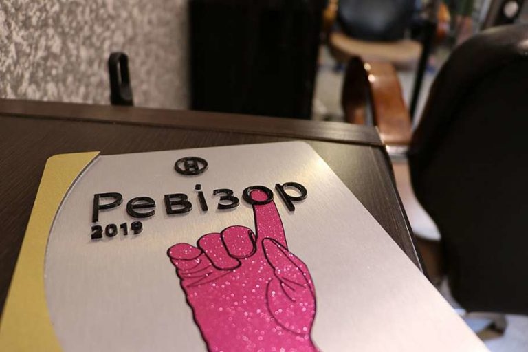 Съемочную группу популярного всеукраинского шоу заметили на запорожском курорте (ФОТО)