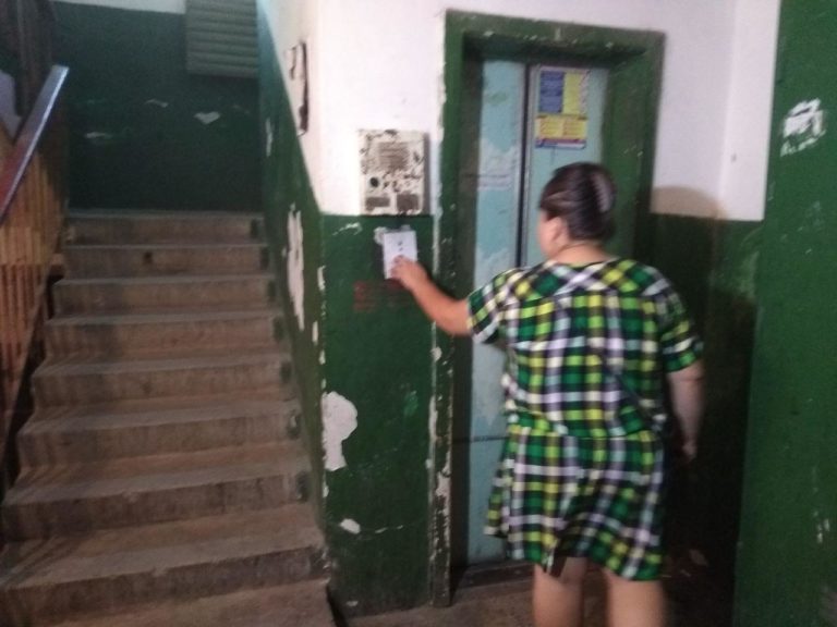 Запорожская многоэтажка шокировала нечеловеческими условиями жизни (ФОТО)