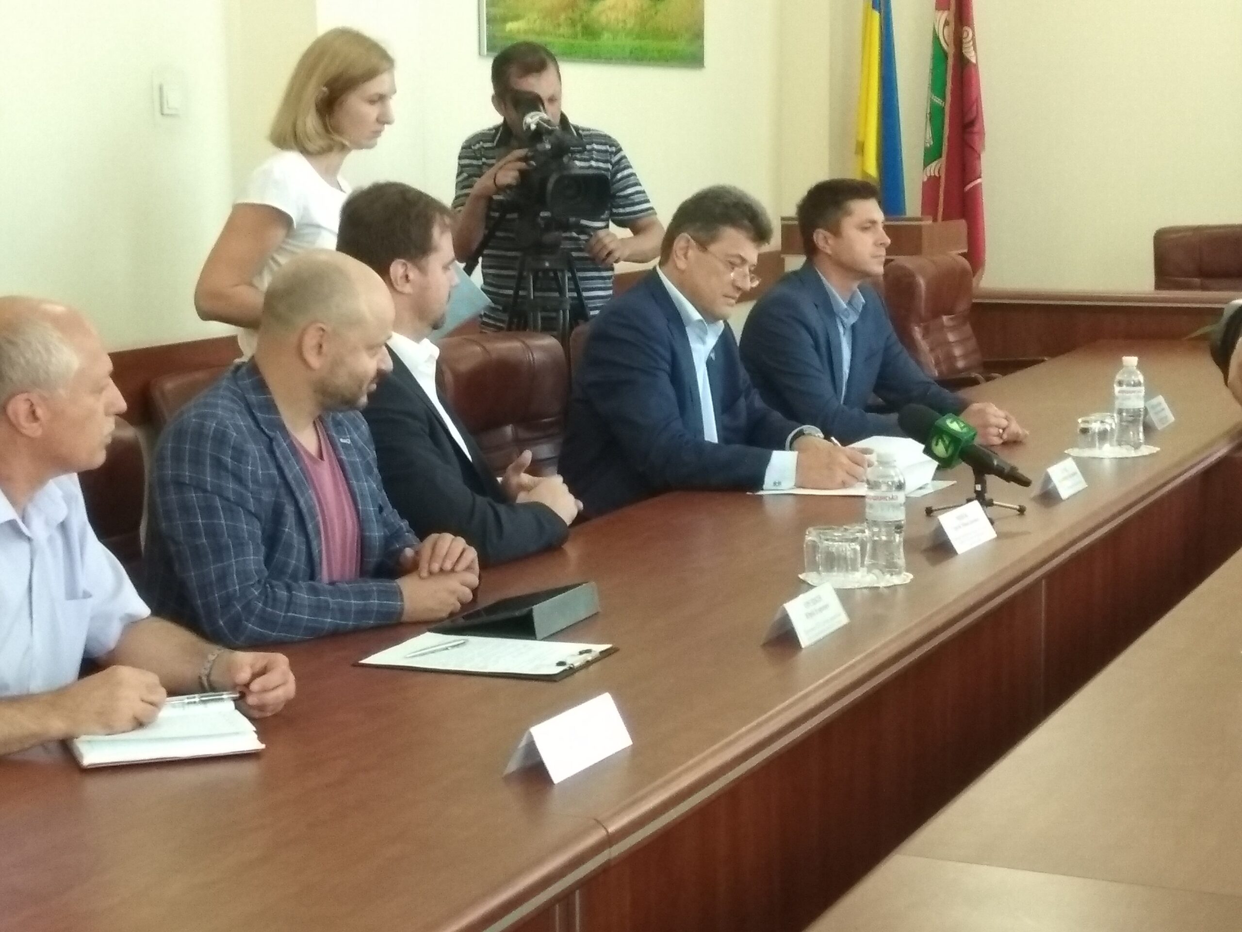 За вами следят: как запорожская власть борется с преступностью, устанавливая видеокамеры