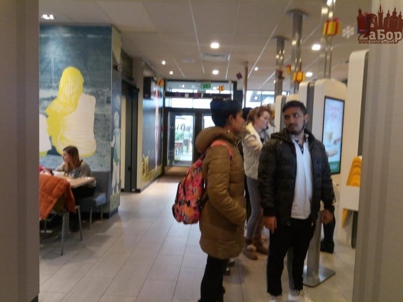 В Запорожье открыли обновленный ресторан McDonalds (ФОТО)
