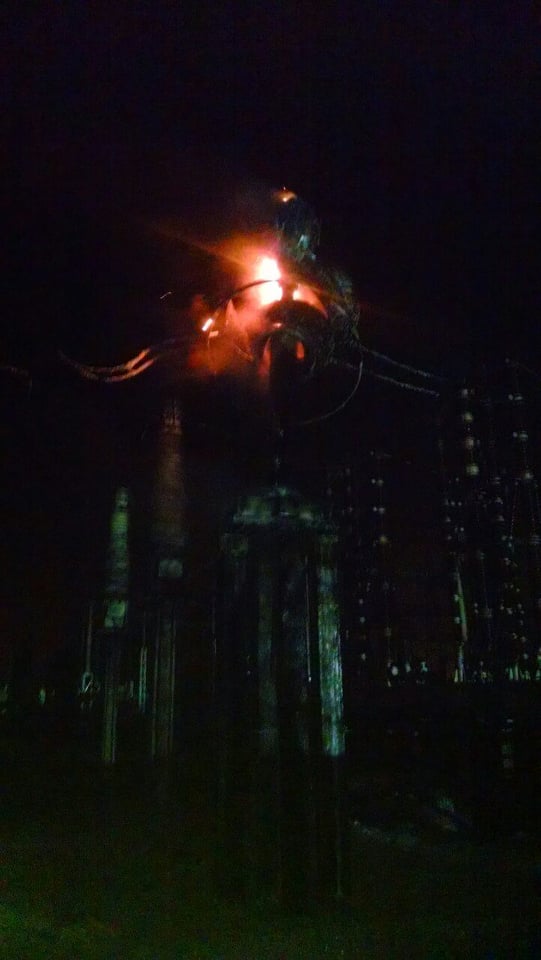 В Запорожье прогремел взрыв на подстанции: пожар тушили 30 спасателей (ФОТО)