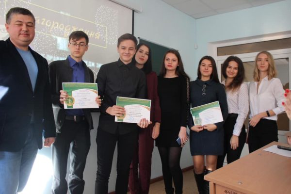 В Запорожье выбирали лучшего юного правоведа (ФОТО)