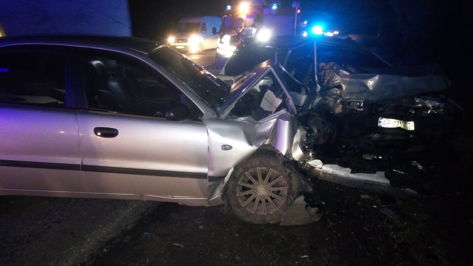 ДТП в Запорожской области: водителя вырезали из покорёженного авто (ФОТО)
