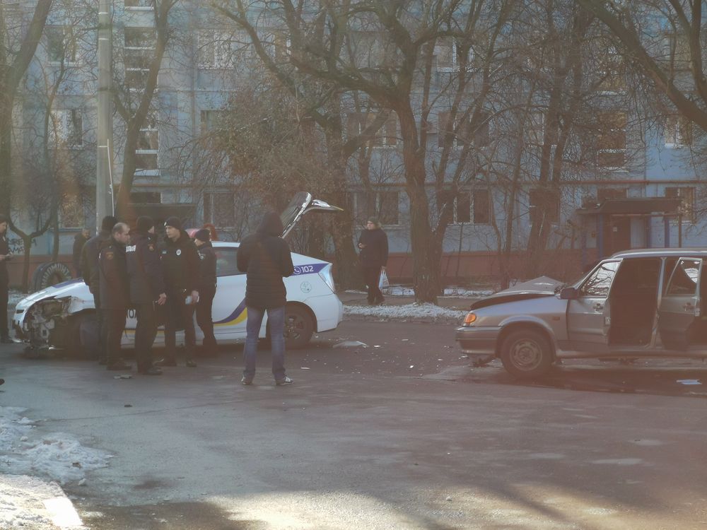 В Запорожье автомобиль патрульной полиции попал в ДТП (ФОТО, ВИДЕО)