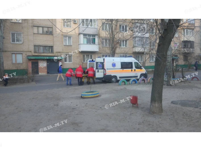 "Нам не всё равно": в Запорожской области прохожие спасли жизнь человеку на улице (ФОТО)