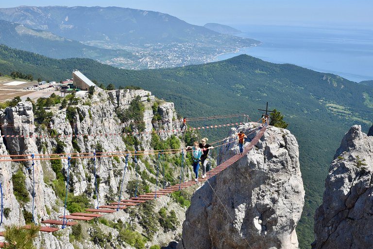 «Україна понад усе»: как запорожцев в Крыму приветствовали (ВИДЕО)