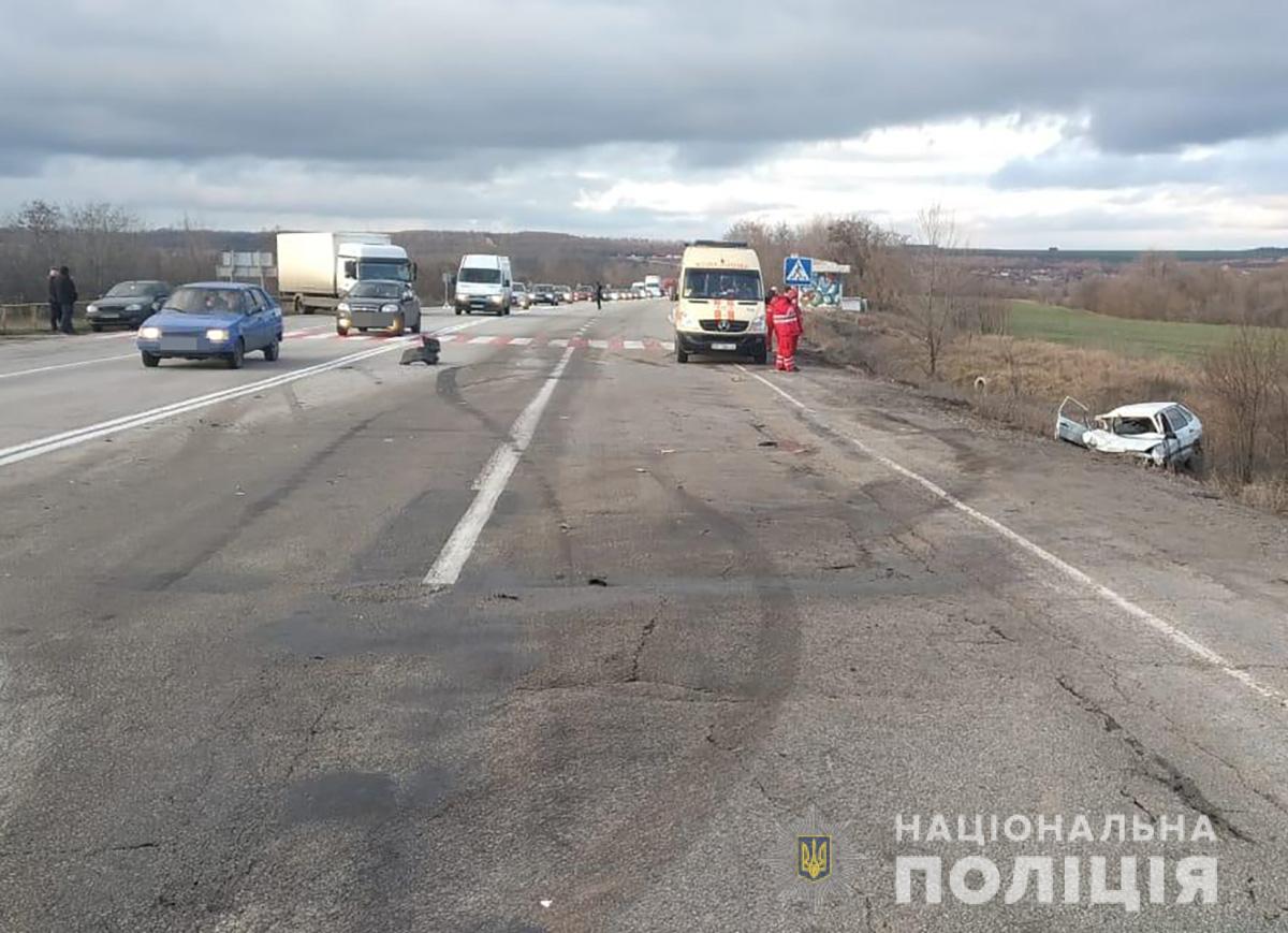 Двое людей погибли: в Запорожской области произошло трагическое ДТП с фурой (ФОТО)