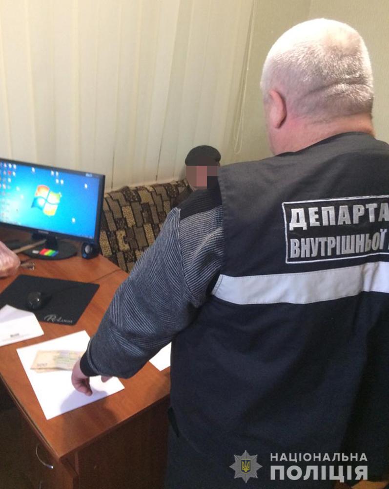 В Запорожской области мужчина пытался "закормить" взятками следователей (ФОТО)