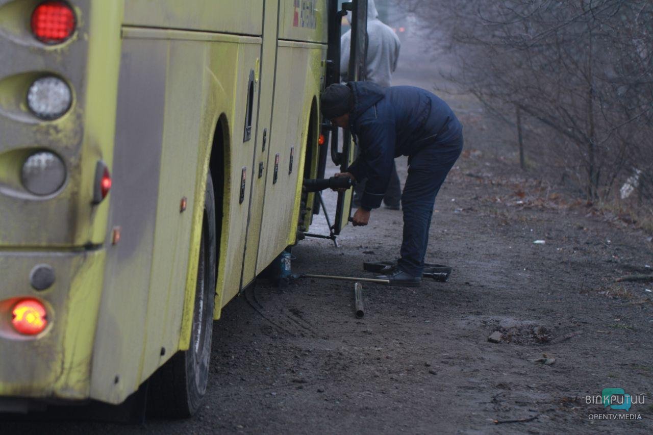Автобус "Киев-Запорожье" попал в ДТП из-за сильного тумана (ФОТО)