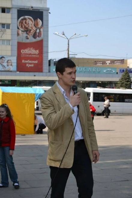 Темные очки и кожаная куртка: в сети показали, как выглядел вице-премьер Украины Михаил Фёдоров 10 лет назад(ФОТО)