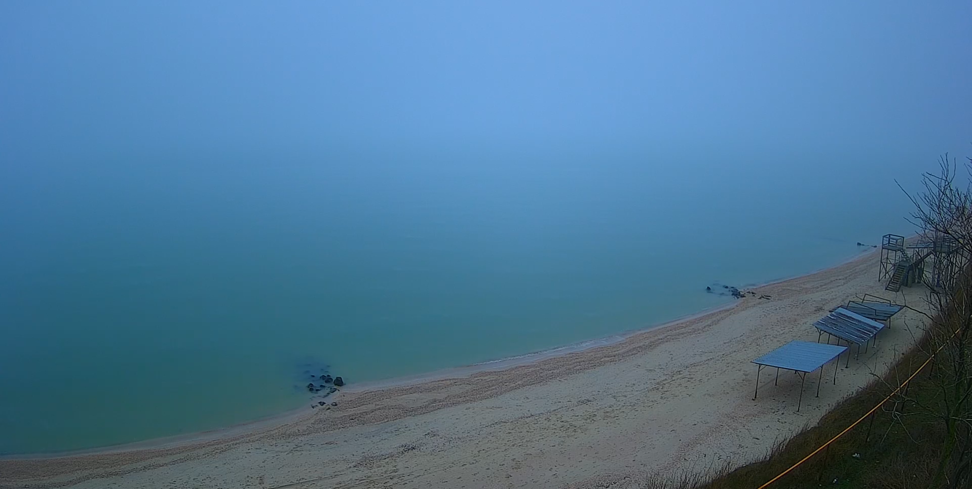 Одно целое: туман в Кирилловке соединил Азовское море с небом (ФОТО)