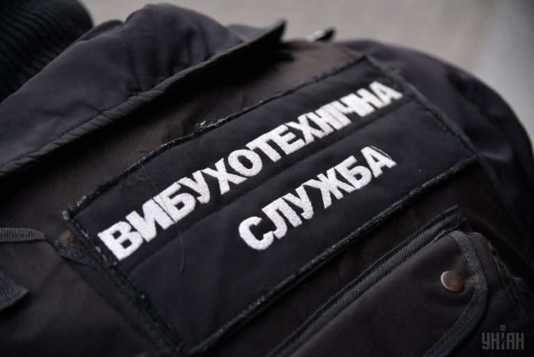 Девушка из Энергодара, которая многократно «минировала» полицию, получила по заслугам
