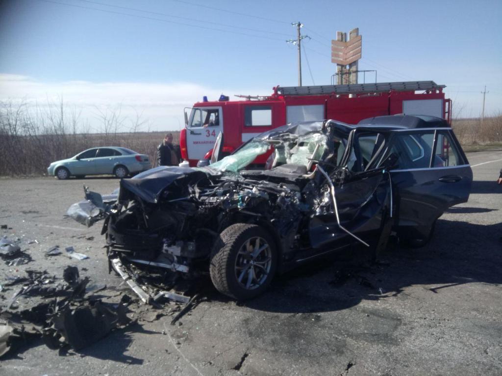 Водителя вырезали из автомобиля: в Запорожской области произошло ДТП (ФОТО)
