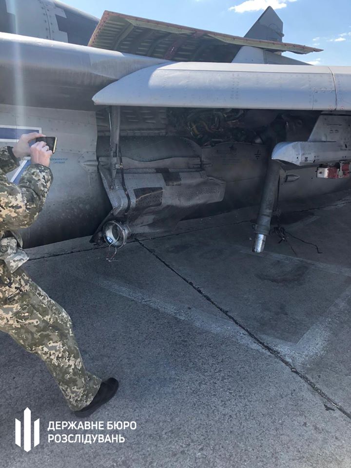 Всё пошло не по плану: в Запорожской области рухнул военный истребитель (ФОТО)