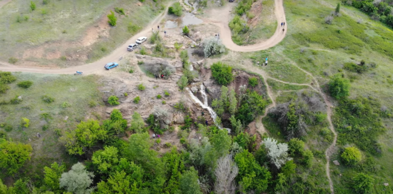В Запорожской области сняли на ВИДЕО с квадрокоптера необычный водопад