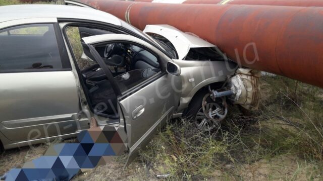 В Запорожской области водитель легкового авто внезапно скончался за рулём (ФОТО)
