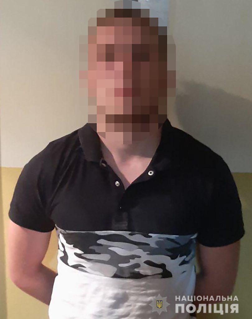 На запорожском курорте в ночном клубе избили полицейского (ФОТО)