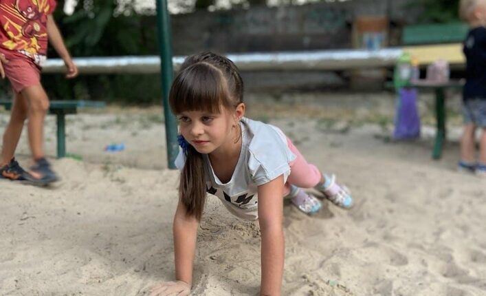 В Запорожской области 8-летняя девочка установила необычный рекорд (ФОТО)