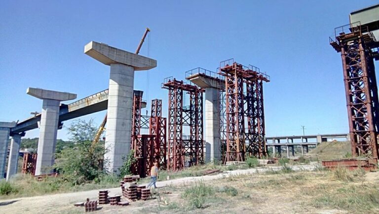 В Запорожье активно продолжается строительство мостов: что сделано на объекте (ФОТО)