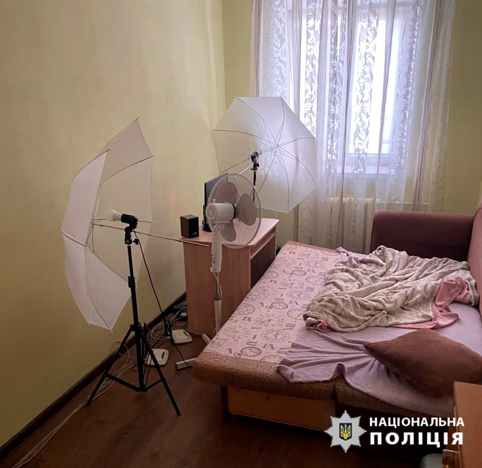 В Запорожской области "накрыли" несколько подпольных порностудий (ФОТО)
