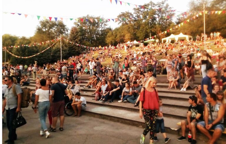 Запорожцы смогут бесплатно попасть на концерт известных украинских исполнителей (ФОТО)