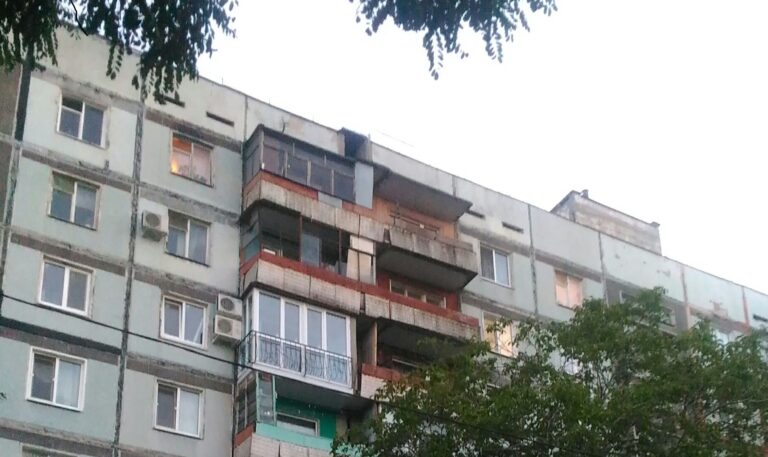В Запорожье неизвестный рассыпал на детских площадках крысиный яд