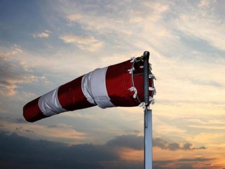 В Запорожской области объявлено штормовое предупреждение, — ГСЧС