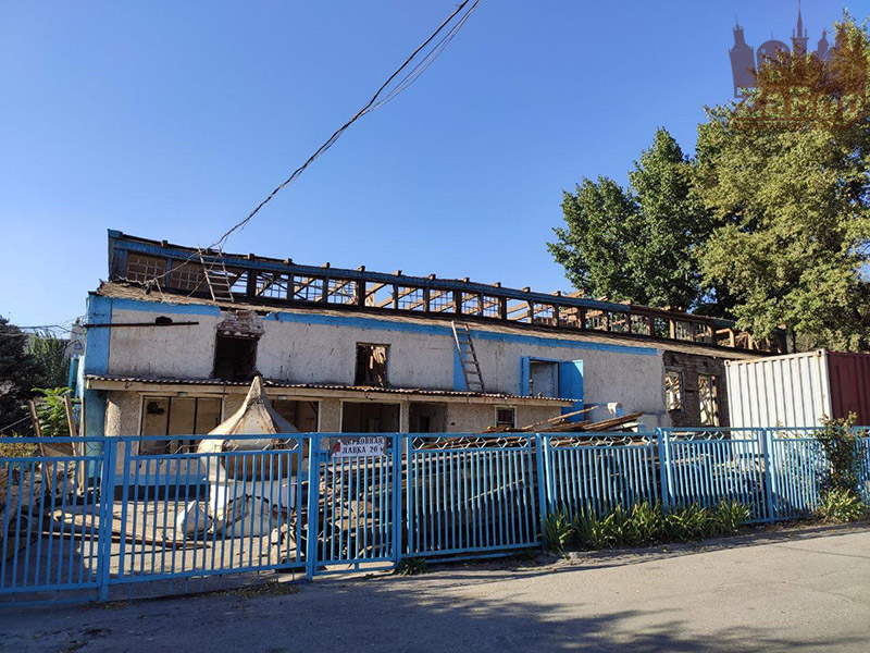 В центре Запорожья снесли храм после взрыва (ФОТО)