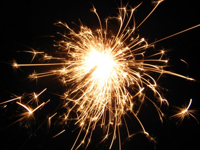 В Запорожье подростки придумали новое опасное развлечение (ВИДЕО)