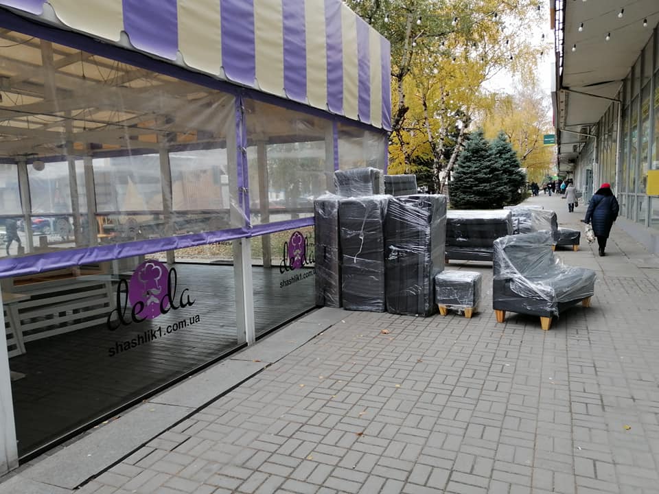 В Запорожье начали закрываться популярные кафе (ФОТО)