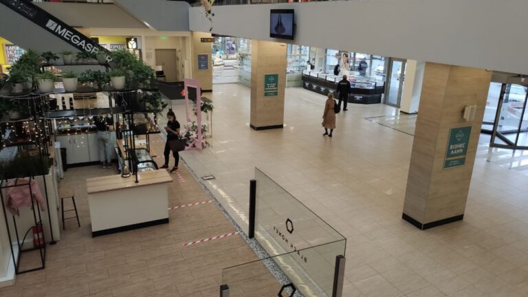 В Запорожье некоторые ТРЦ изменили режим работы в будние дни из-за карантина