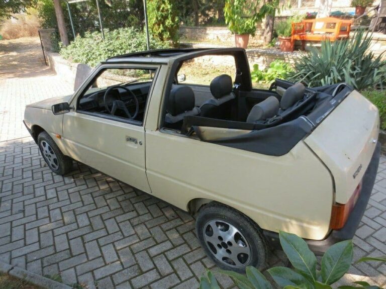 Уникальный ЗАЗ-кабриолет обнаружили в Европе (ФОТО)